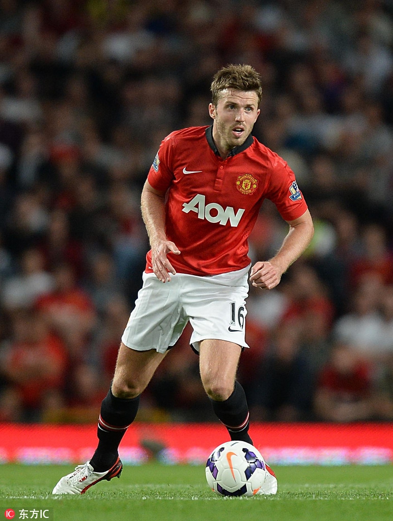 中展现出极 中展现出极