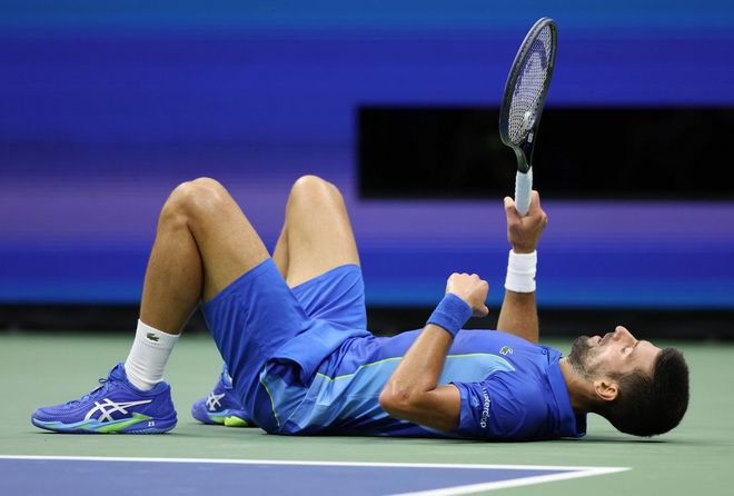 足球联赛的 足球联赛的