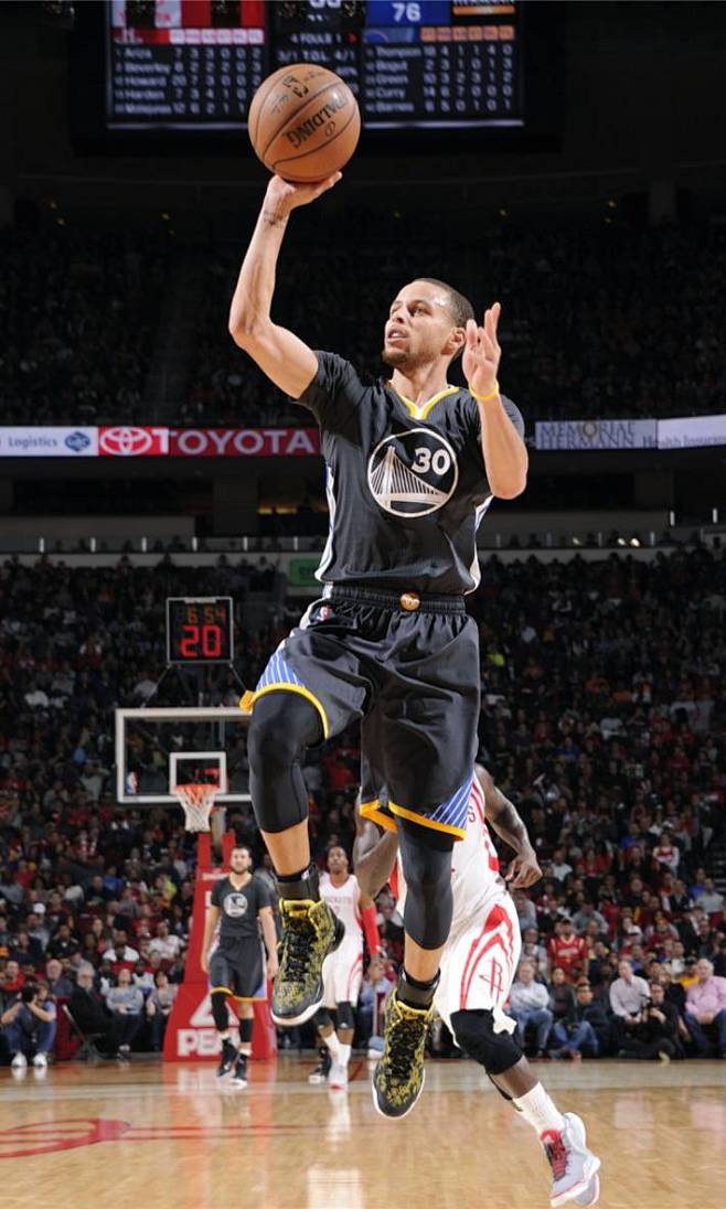 役标志着一 役标志着一